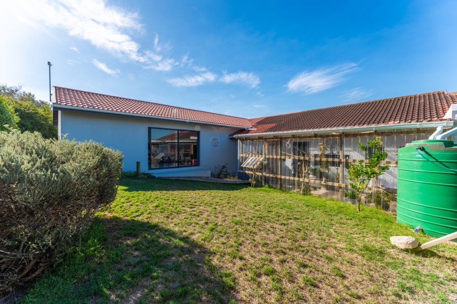 2 Bedroom Property for Sale in Cape St Francis Eastern Cape
